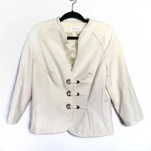 Escada Cream 3 Latch Closure 100% Wool Blazer